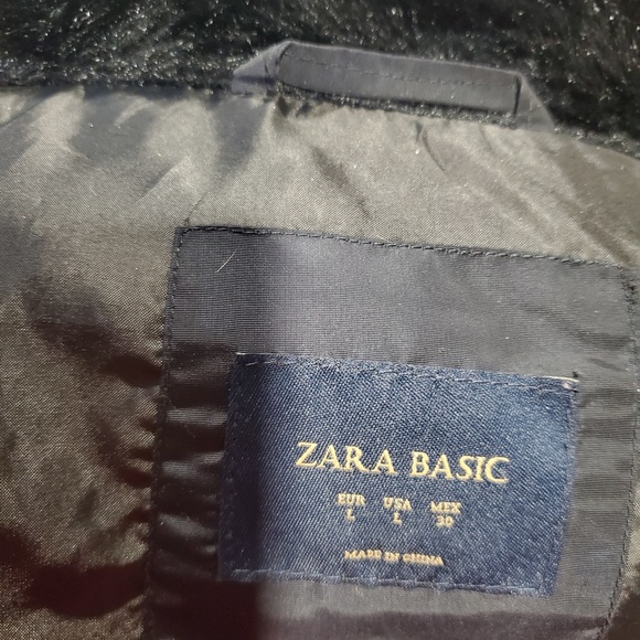 ZARA Navy Puffer Jacket with Faux Fur Collar - Picture 2 of 4